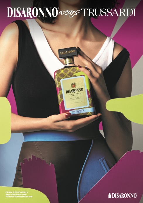 “Disaronno wears Trussardi”:  Gustul italian se imbina cu stilul italian in noua editie limitata 2018 a celui mai apreciat lichior italian din lume