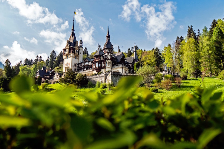 Travelminit.ro: minivacanța de Sf. Maria a dublat numărul rezervărilor pentru sejururi în România