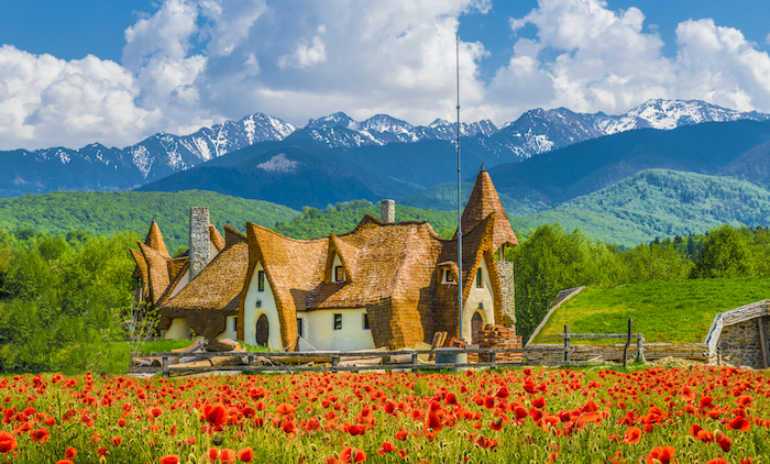 Travelminit.ro: Minivacanța de 1 iunie aduce prețuri la cazare cu 16% mai mari decât anul trecut