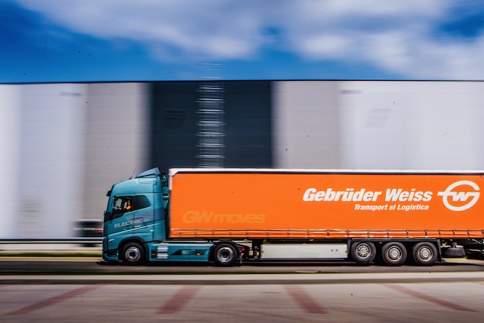 Gebrüder Weiss România testează pentru prima dată un camion electric