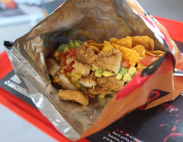 KFC x Doritos Loaded se lansează în România