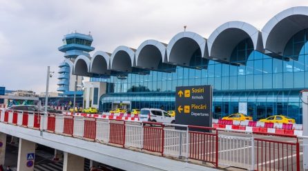 Vola.ro: 5 metode prin care romanii pot gasi bilete de avion si cazari mai ieftine pentru toamna aceasta